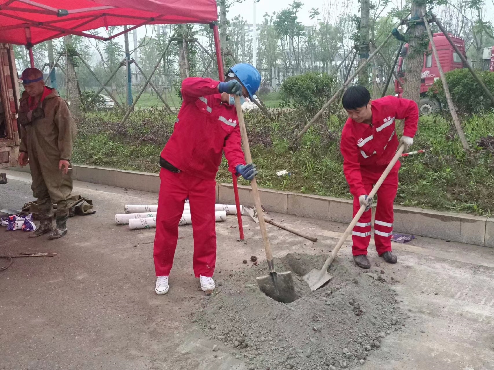 巨鹿管道疏通哪家好】及时进行市政管道清淤